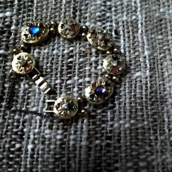 Vintage Slide Bracelet - Picture 7 of 8